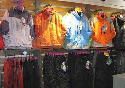 傲峰雪戶外用品 專業(yè)品質，助力您的戶外探險