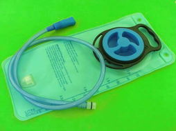 運(yùn)動水袋 從專業(yè)生產(chǎn)到戶外銷售的全產(chǎn)業(yè)鏈解析