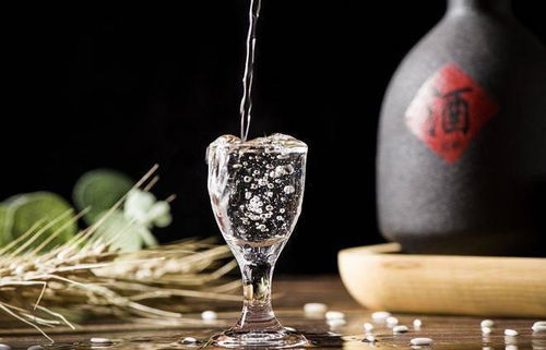 白酒新國(guó)標(biāo)今日起正式實(shí)施,酒精調(diào)制和勾兌酒被踢出白酒行列